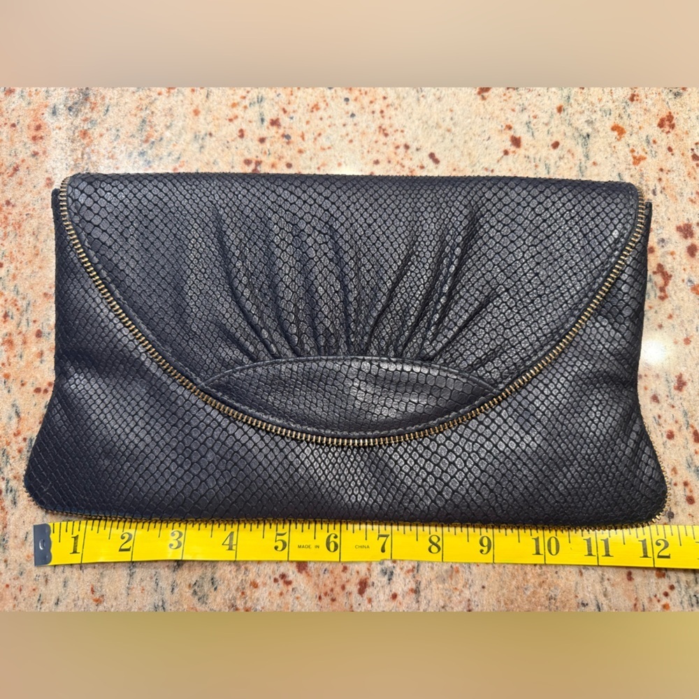 LAUREN MERKIN BLACK SNAKESKIN EMBOSSED LEATHER CLUTCH - Picture 12 of 14